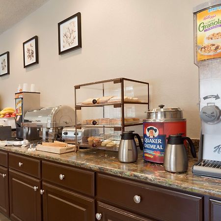 Country Inn & Suites By Radisson, Norman, Ok Bagian luar foto