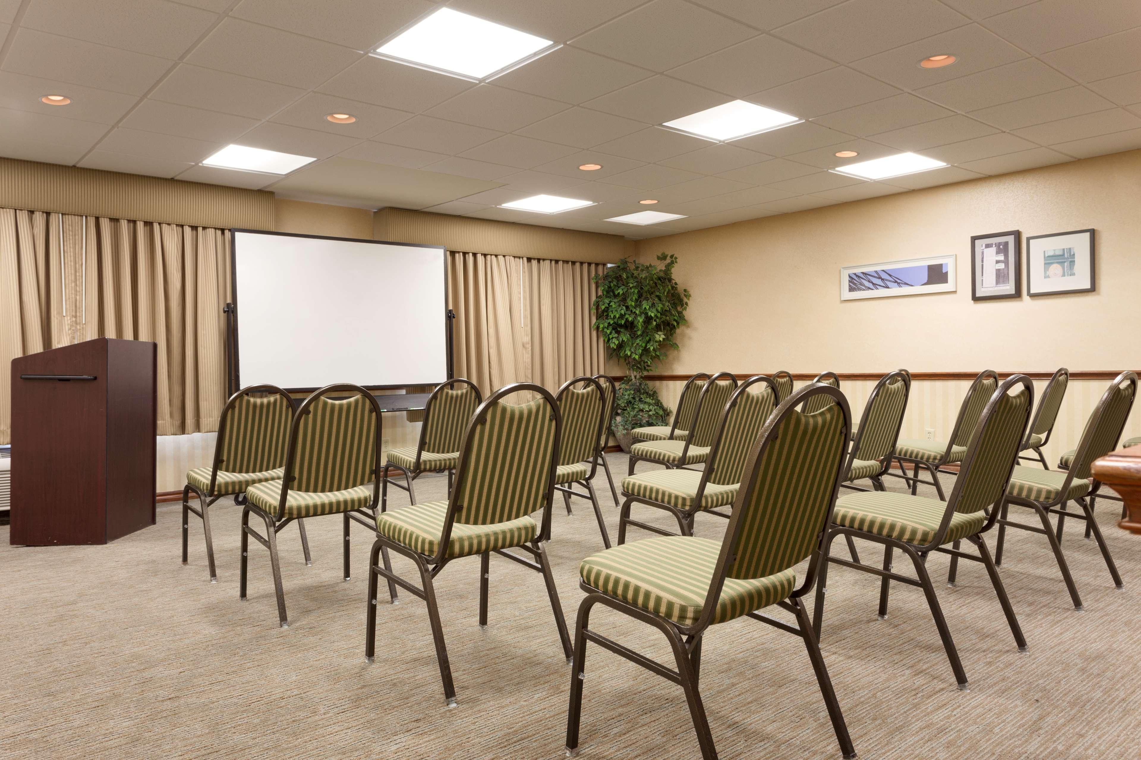 Country Inn & Suites By Radisson, Norman, Ok Bagian luar foto