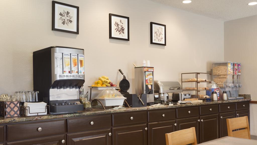 Country Inn & Suites By Radisson, Norman, Ok Bagian luar foto