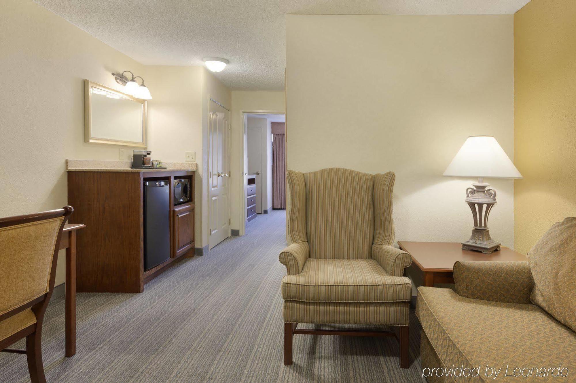 Country Inn & Suites By Radisson, Norman, Ok Bagian luar foto